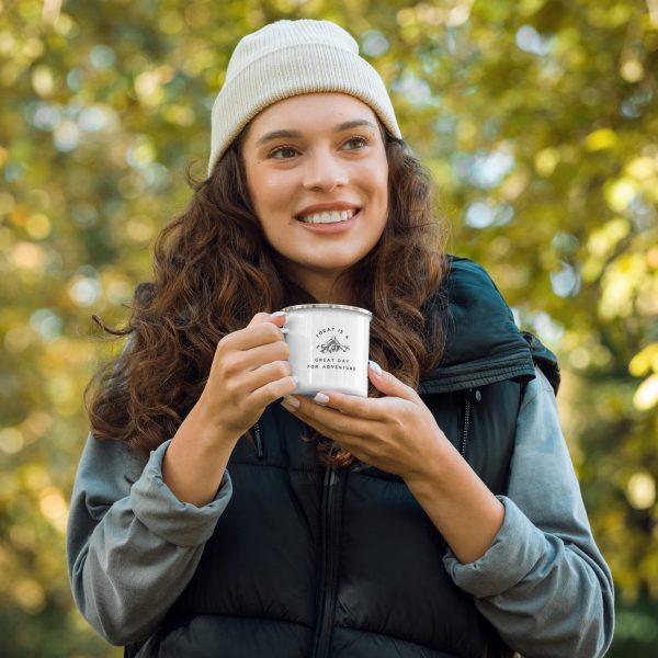 taza de camping y aventura